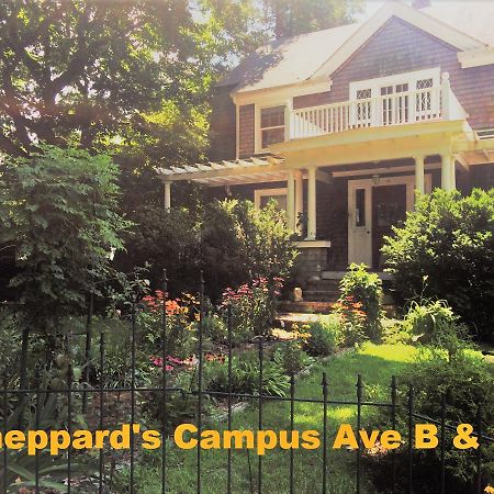 Sheppard'S Campus B&B Kingston Esterno foto