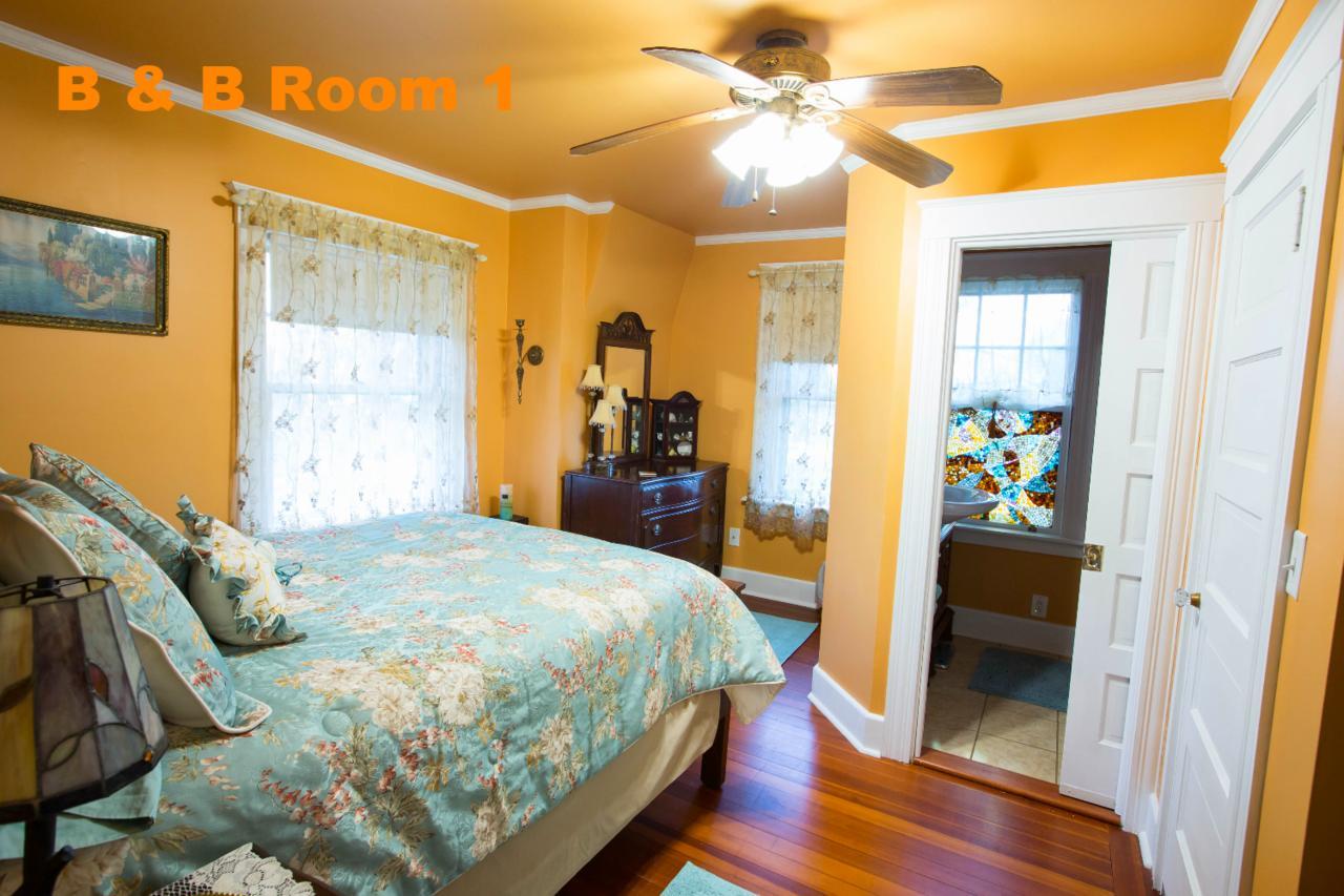 Sheppard'S Campus B&B Kingston Esterno foto